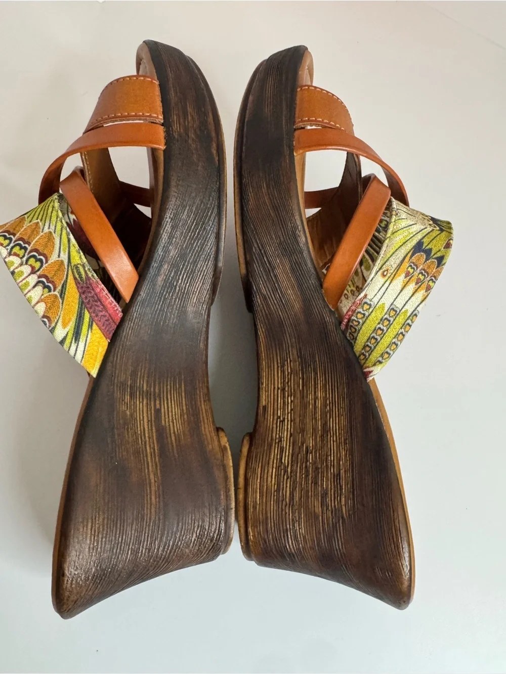 Tuscany by Easy Street Made in Italy Wedge Sandals Size 8.5M
